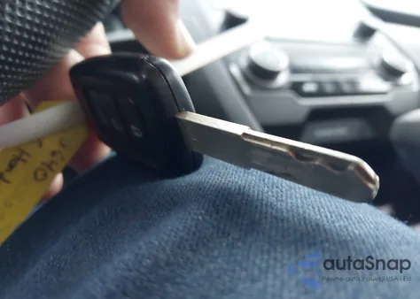 2016 Honda Civic Lx z USA, uszkodzony, nr VIN 19XFC2F53GE093145